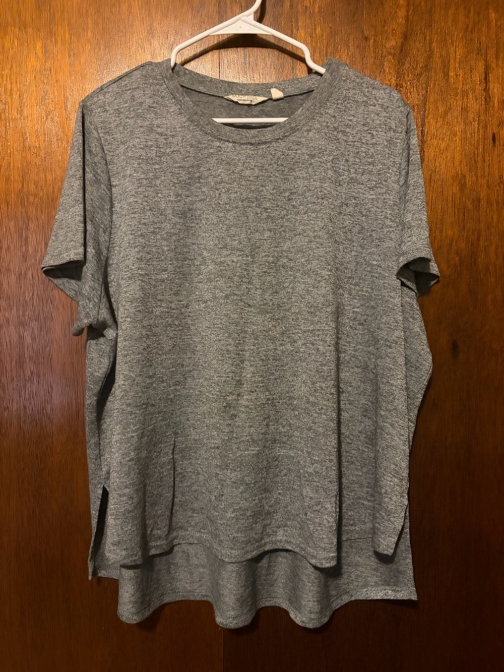 Earth Yoga Heather Gray Top